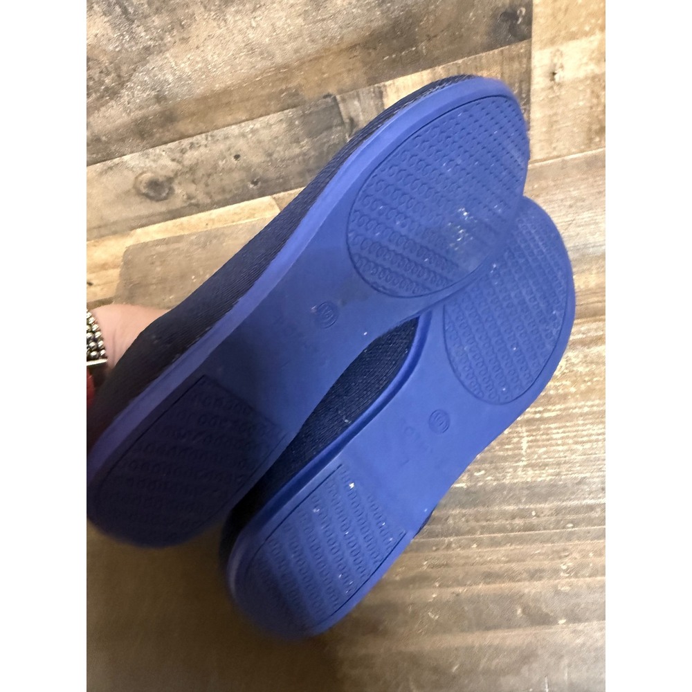 Rothys Navy Blue Knit Rounded Toe Flat Shoes with Cobalt Trim Size 7 - Picture 6 of 7